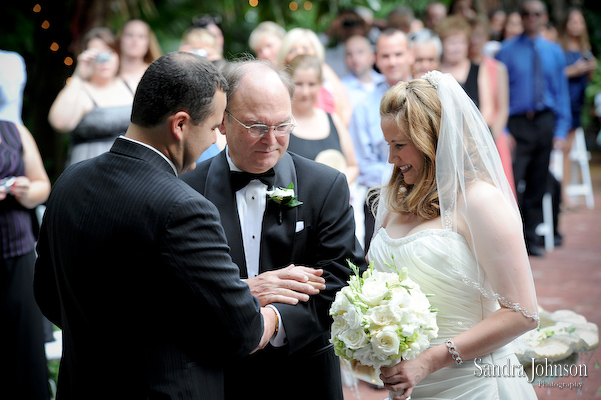 Best Courtyard Lake Lucerne - IW Phillips House Wedding Photos - Sandra Johnson (SJFoto.com)